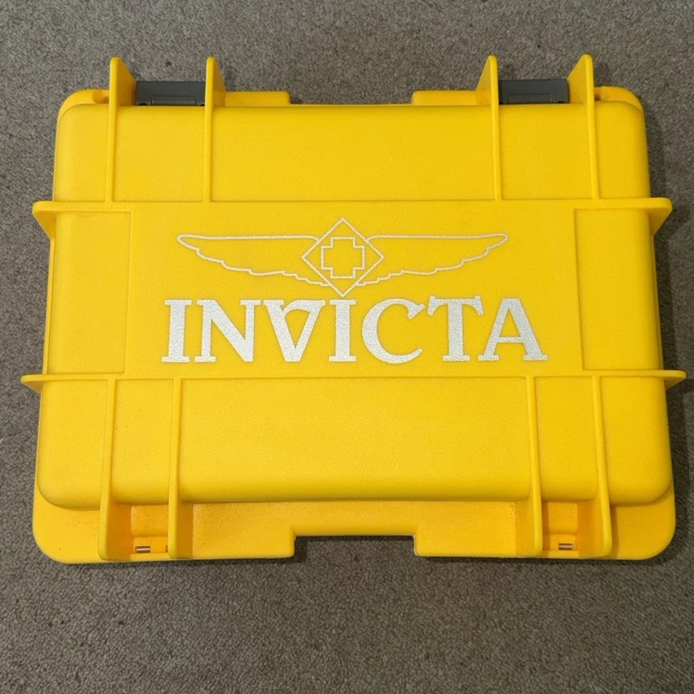 Invicta Watches Mens Lot Of (8) Brand New In Yellow Dive Case W/ Boxes Rare